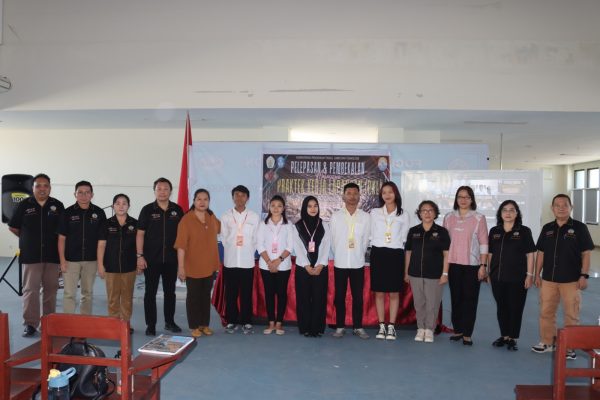 Program Magang Industri untuk Mahasiswa Semester Akhir